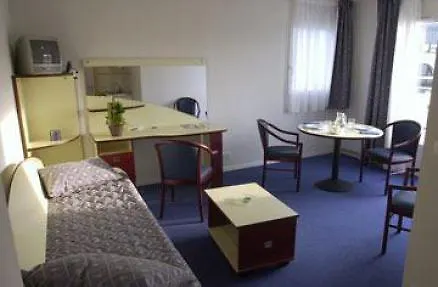 Comfort Aparthotel Toulouse Metropole 3*,
