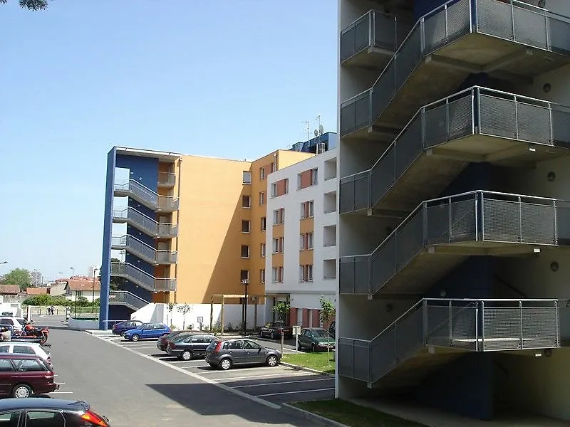 Comfort Aparthotel Toulouse Metropole 3*,